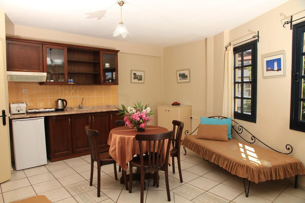 מרמריס T&G Apartments חדר תמונה